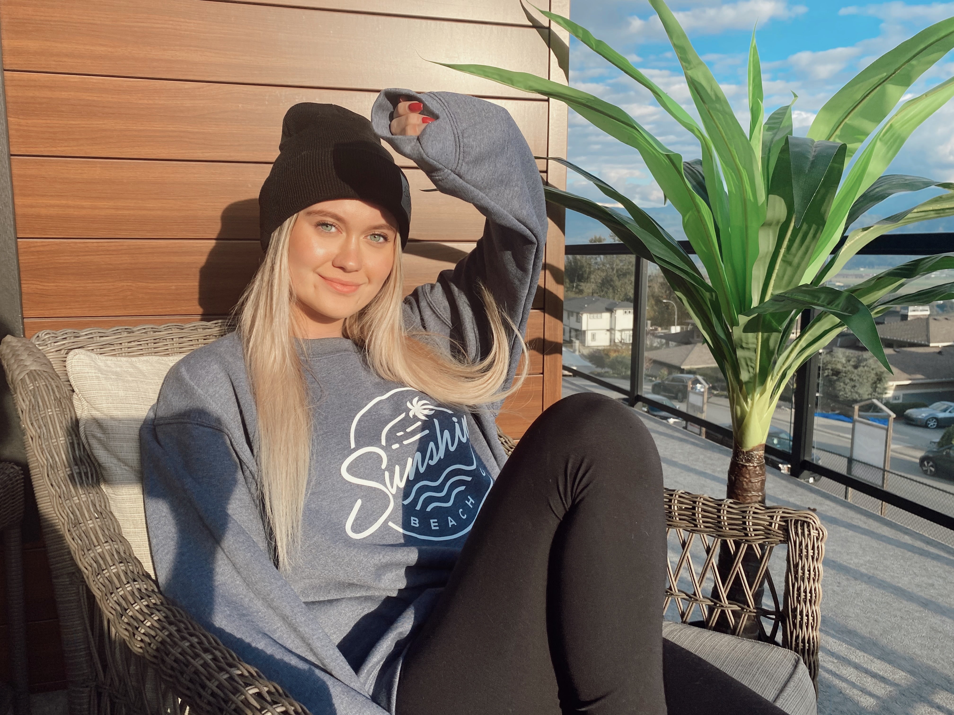 Beach Blue Crew "Limited Edition"